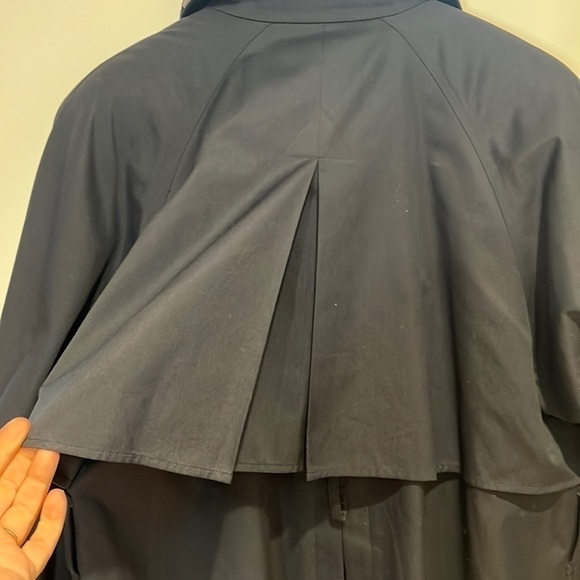 Burberrys Sz 10 Vintage Burberry Dark Navy Trench Coat with Wool Zipout Lining - Picture 8 of 16